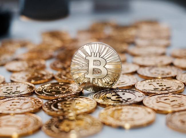 Declaración monedas virtuales en el extranjero 2025